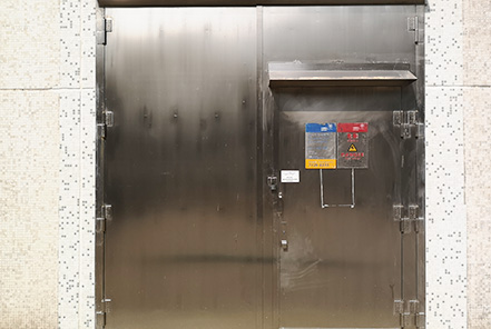 中電標(biāo)準(zhǔn)火牛房門